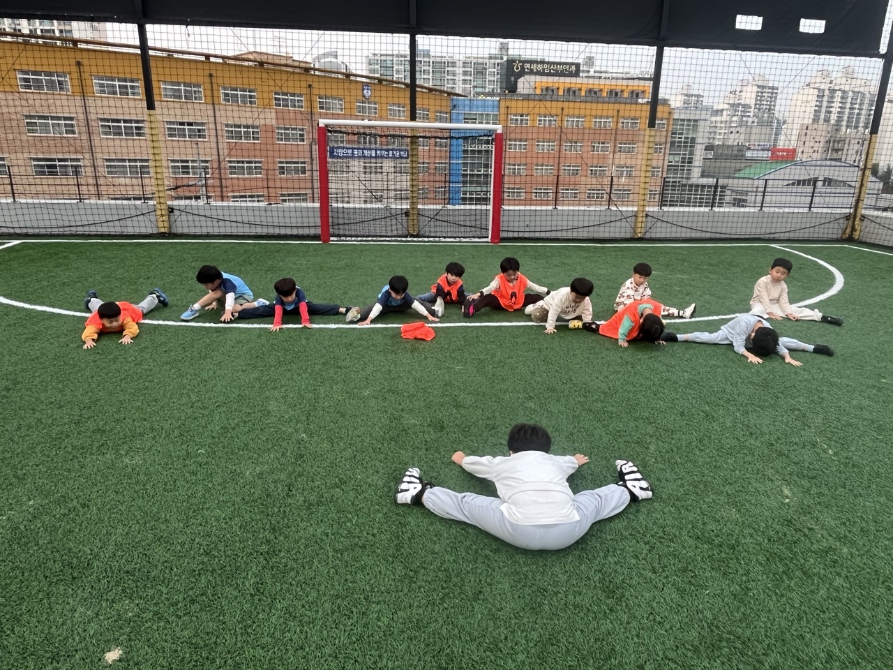어썸풋볼아카데미 공지,사진공유-목요일 유치부 4시20분타임-73066414191.jpg